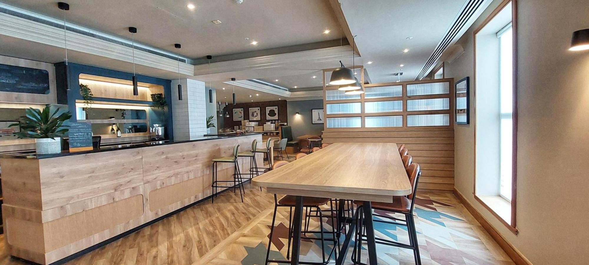 B&B Hotel London Heathrow สลาว ภายนอก รูปภาพ