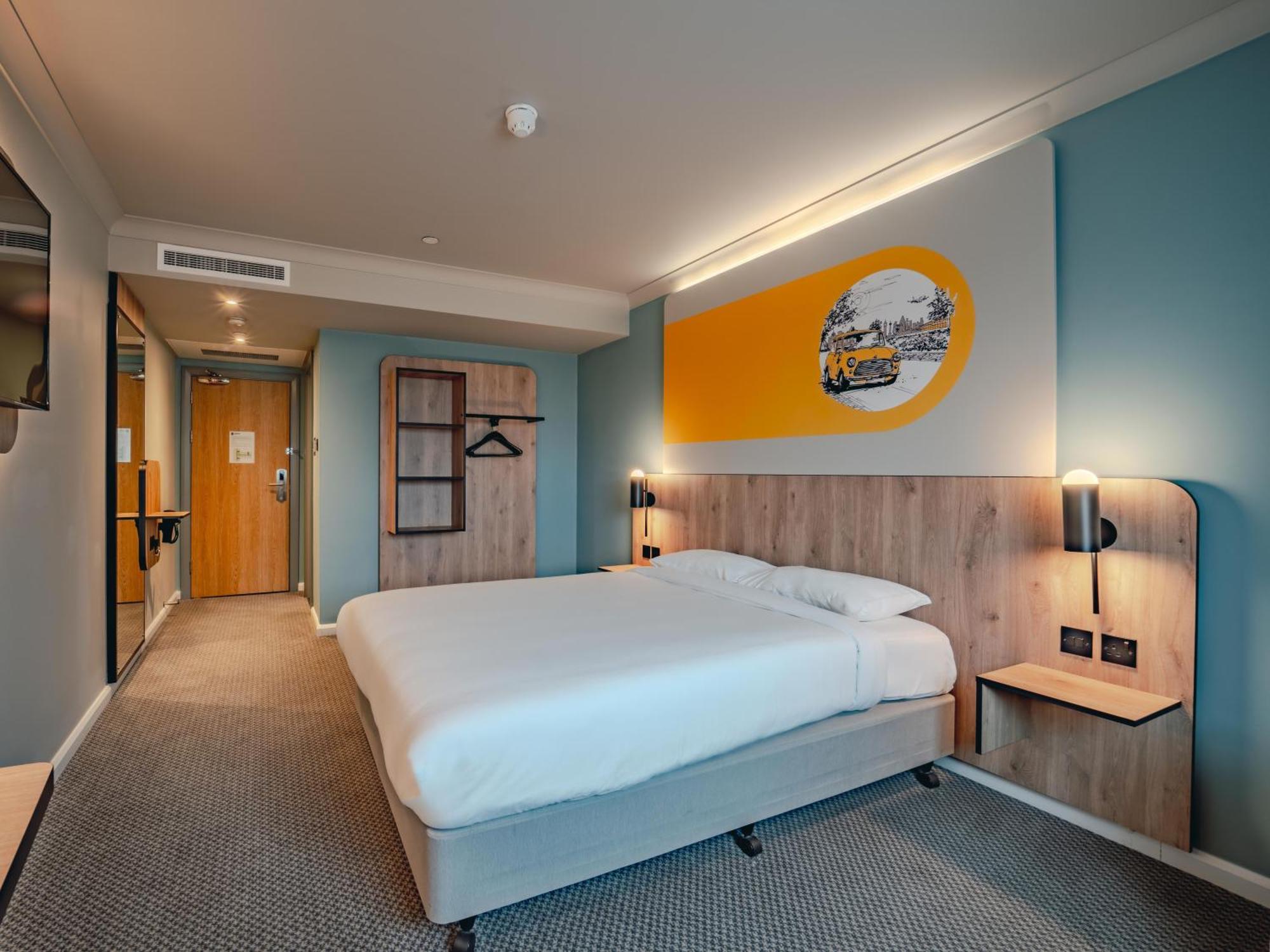 B&B Hotel London Heathrow สลาว ภายนอก รูปภาพ
