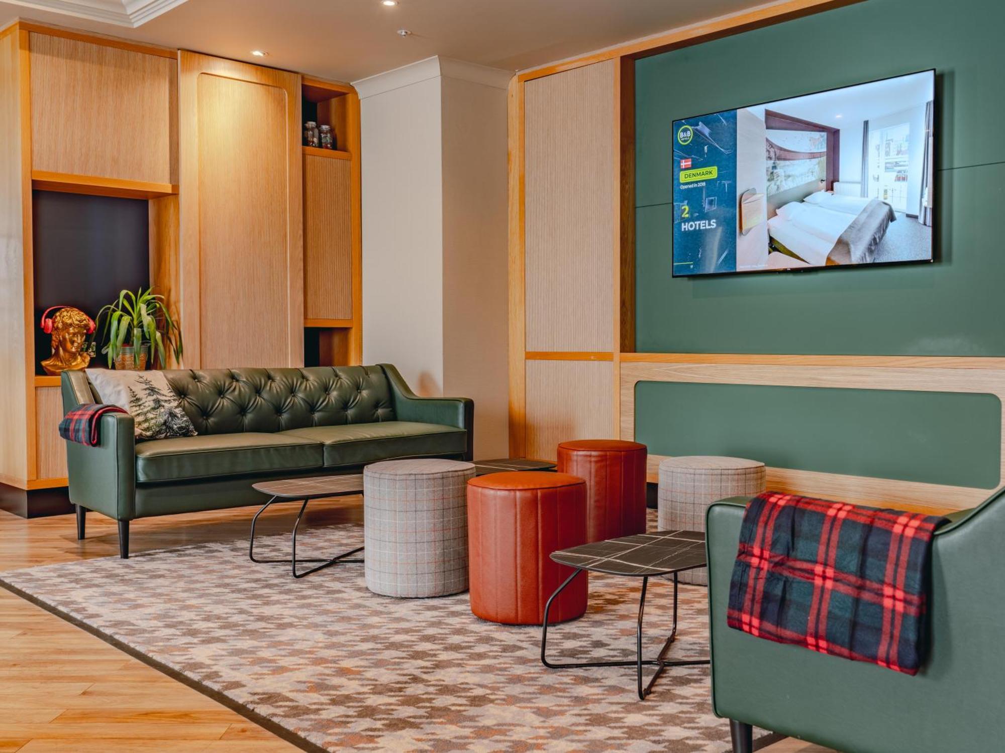 B&B Hotel London Heathrow สลาว ภายนอก รูปภาพ