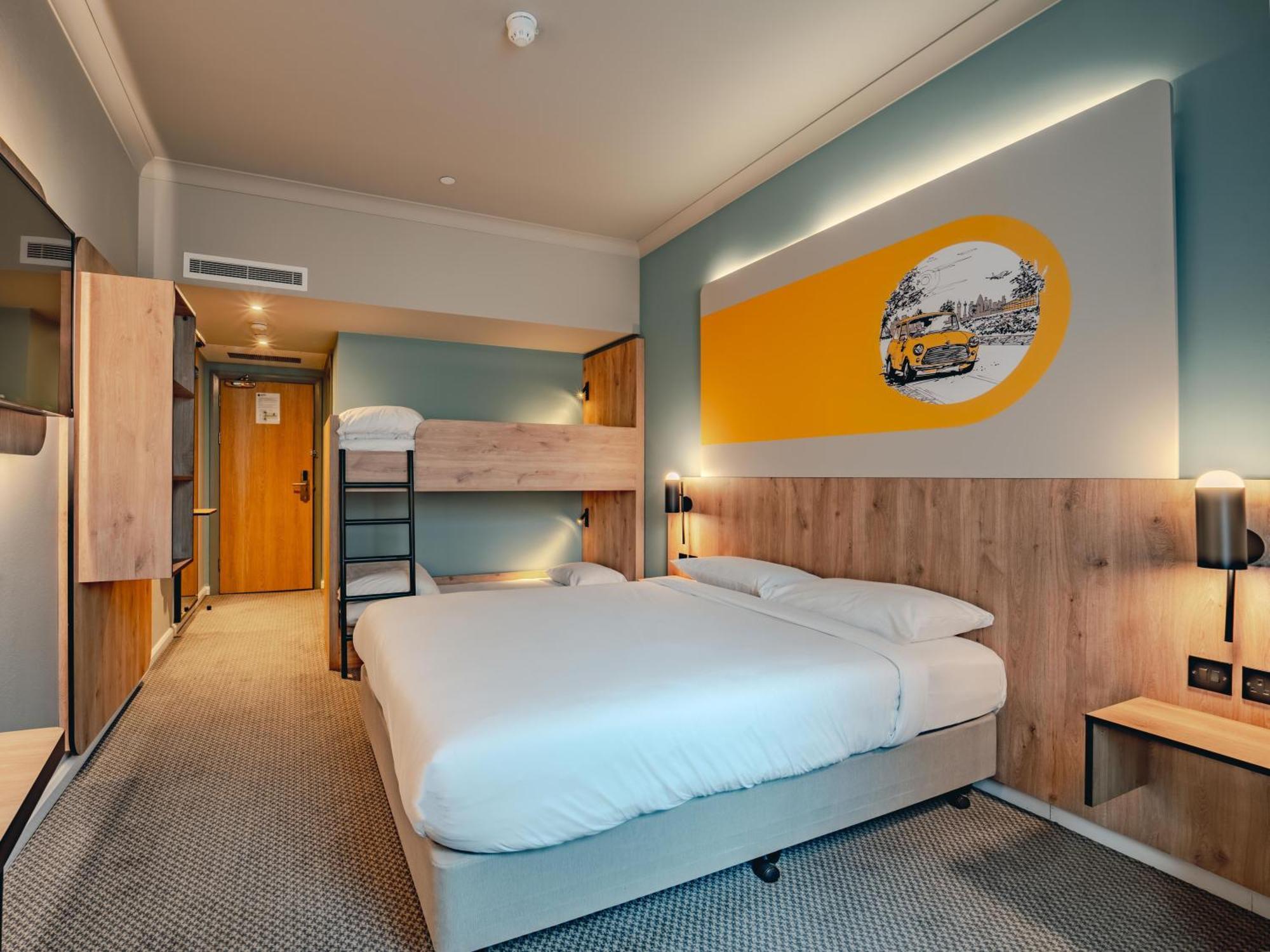 B&B Hotel London Heathrow สลาว ภายนอก รูปภาพ
