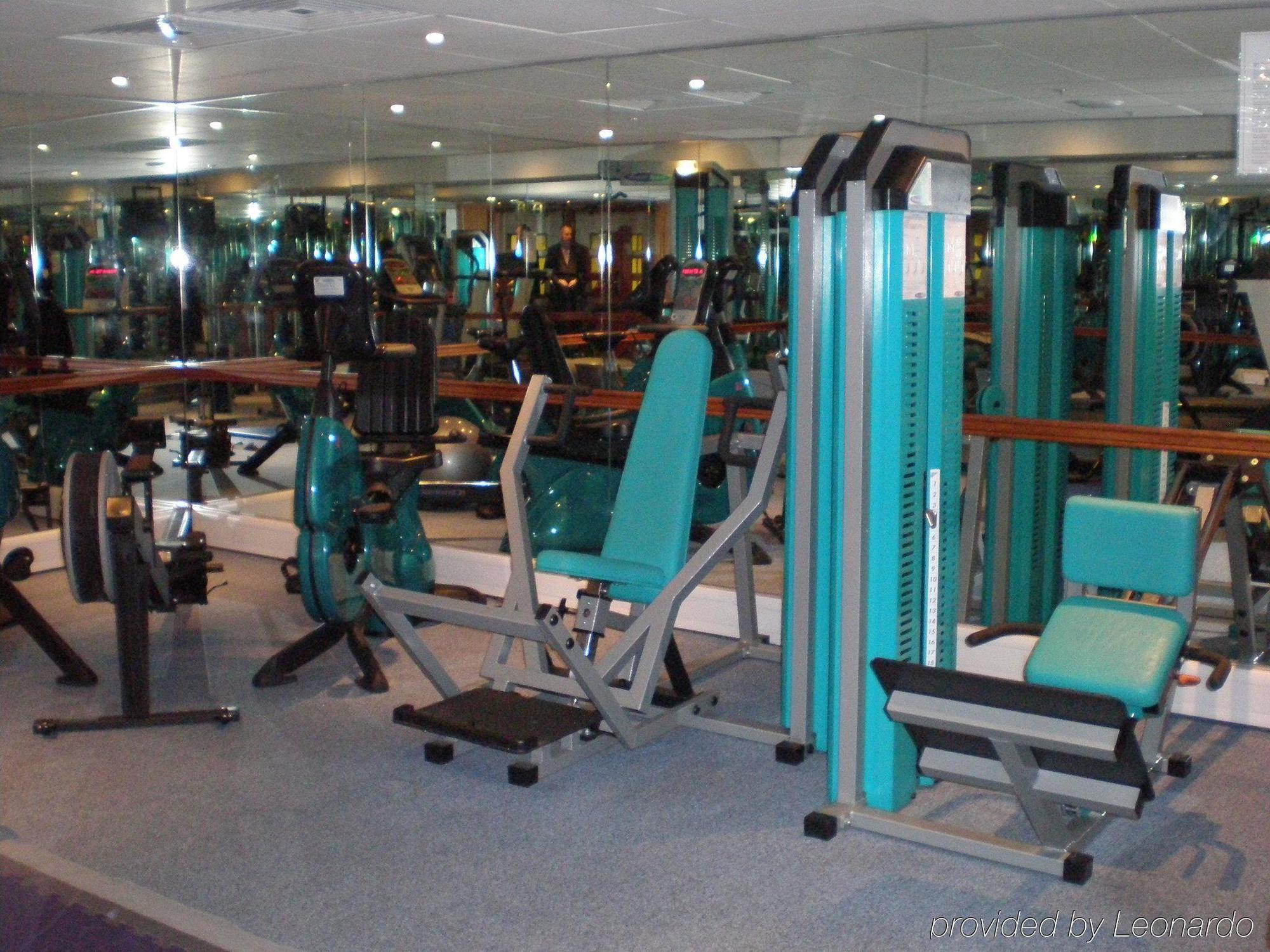 B&B Hotel London Heathrow สลาว ภายนอก รูปภาพ