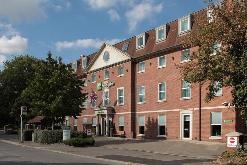 B&B Hotel London Heathrow สลาว ภายนอก รูปภาพ